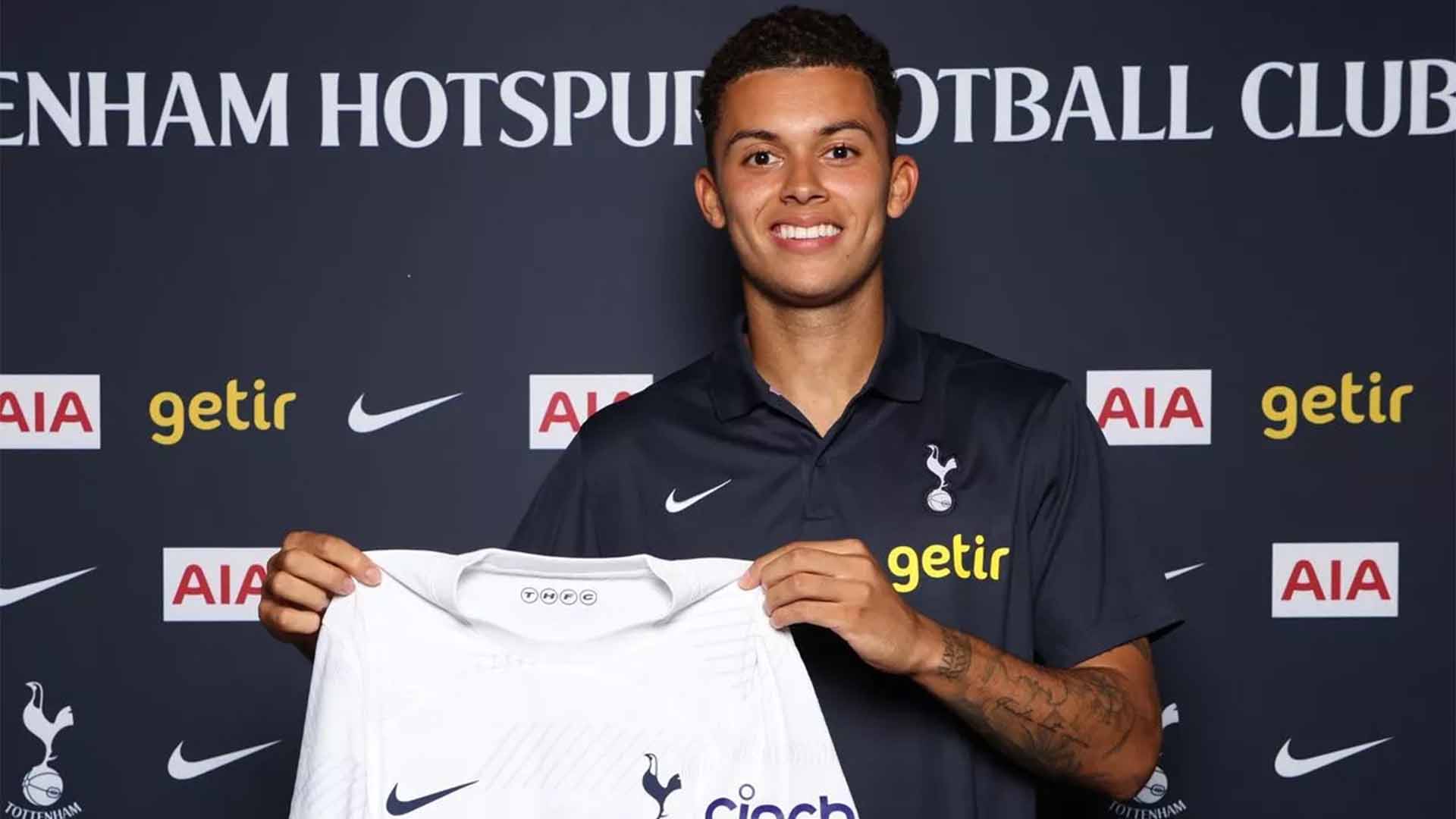 Tottenham Hotspur Dapatkan Brennan Johnson dari Nottingham Forest