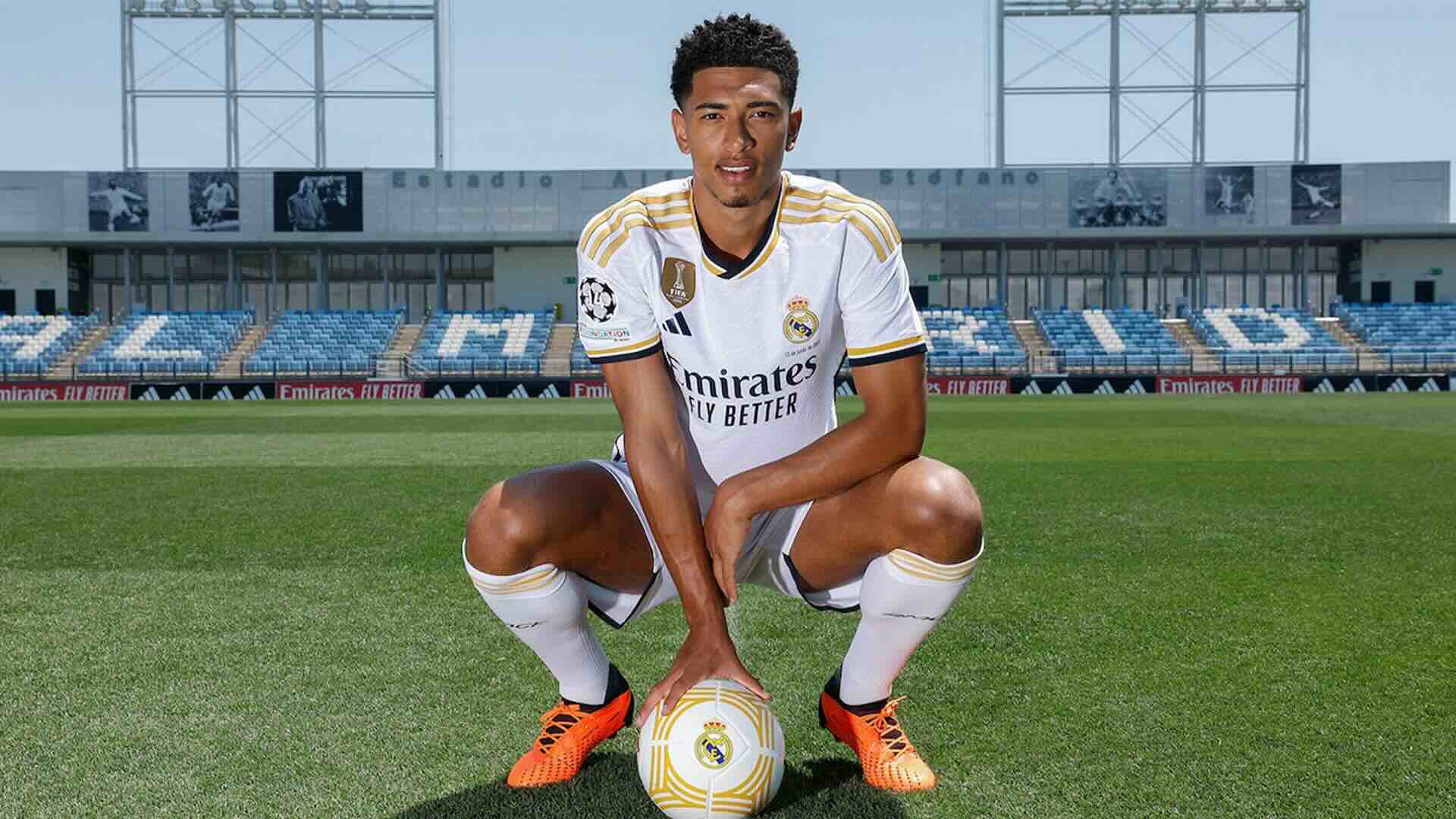 Bellingham Resmi Menjadi Pemain Real Madrid Setelah Transfer dari Dortmund