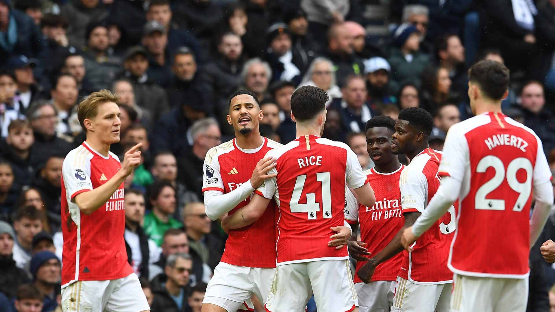 Arsenal Berjaya 2-0 atas West Ham, Saka dan Ødegaard Jadi Bintang