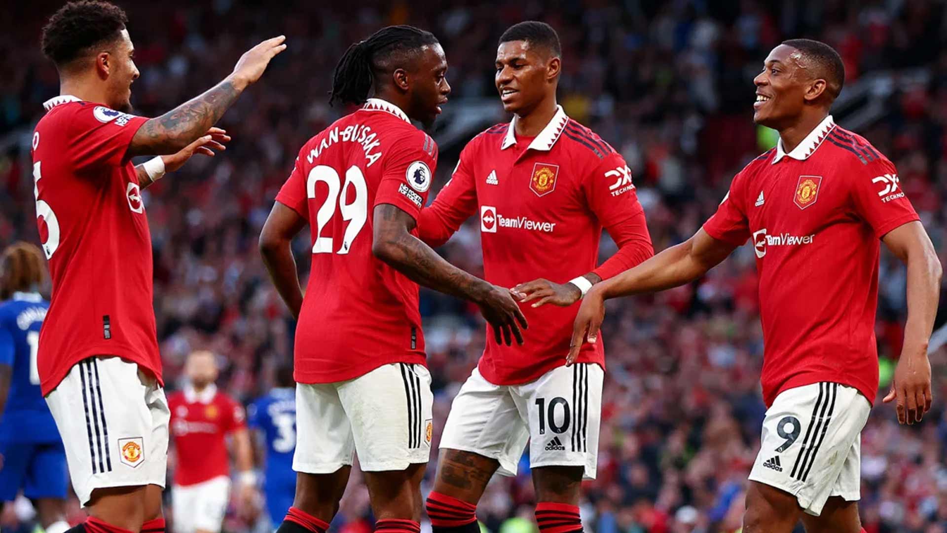 Manchester United Cari Solusi untuk Krisis Pertahanan di Premier League